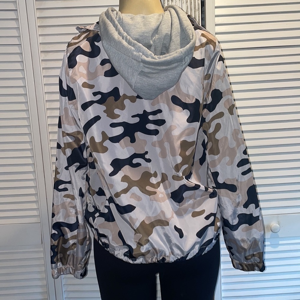 Juniors' J-2 by Jou Jou Hooded Windbreaker Jacket - Picture 7 of 10
